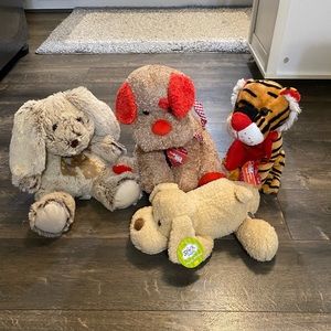 Lot of 4‎ Stuffed Animals NWT